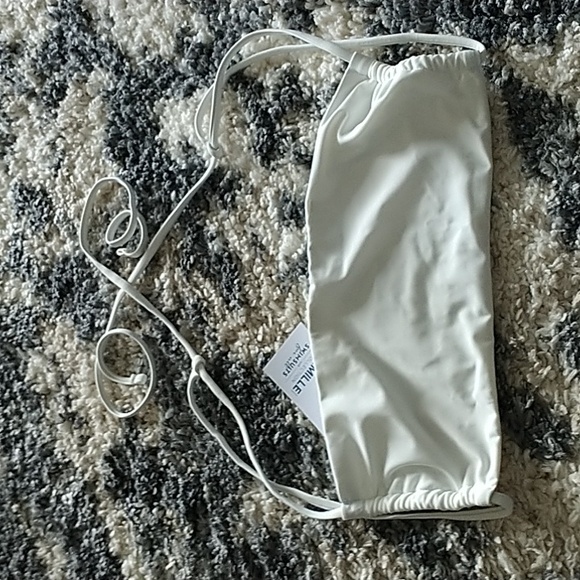 Camille Collection Bikini Top. Size Large NWT - Picture 1 of 2